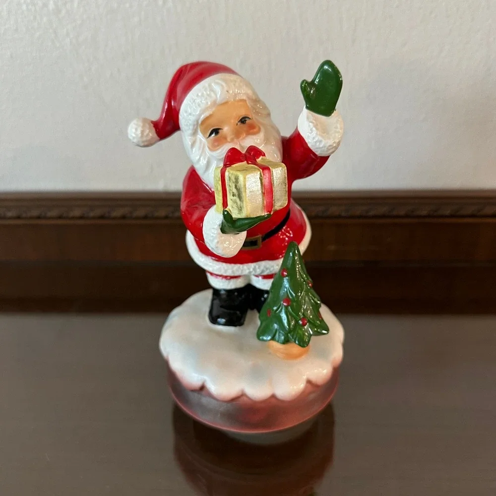 Vintage 1981 Santa Claus Ceramic Music Box Japan Christmas Figurine 6.5